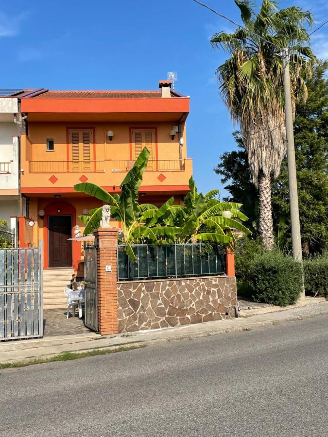 Residence Don Turi فيلافرانكا تيرينا المظهر الخارجي الصورة