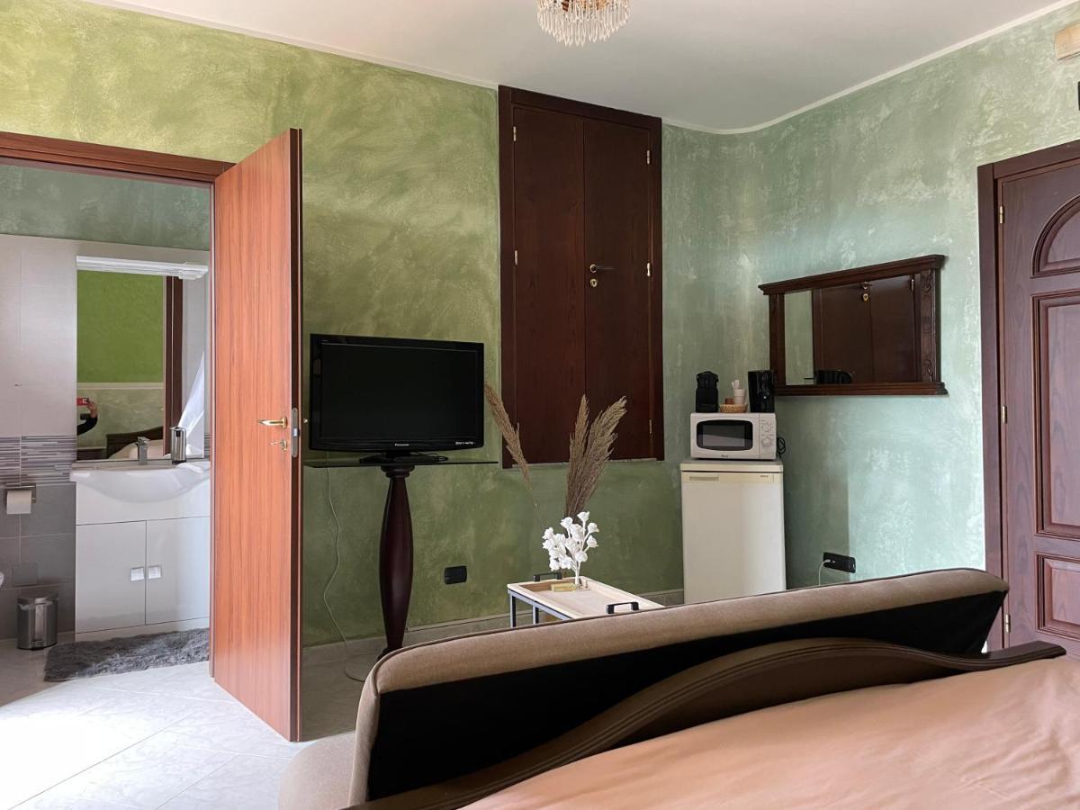 Residence Don Turi فيلافرانكا تيرينا المظهر الخارجي الصورة