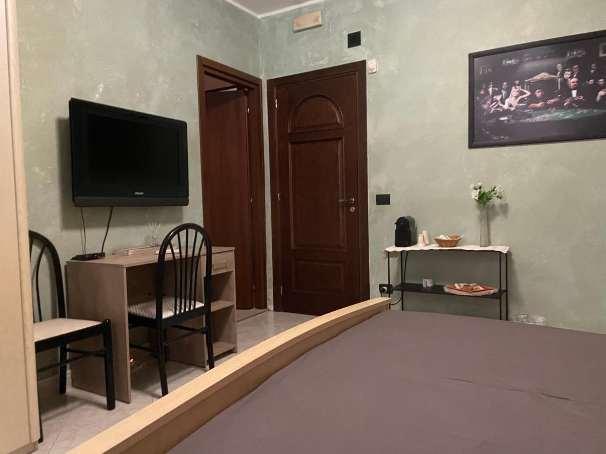 Residence Don Turi فيلافرانكا تيرينا المظهر الخارجي الصورة