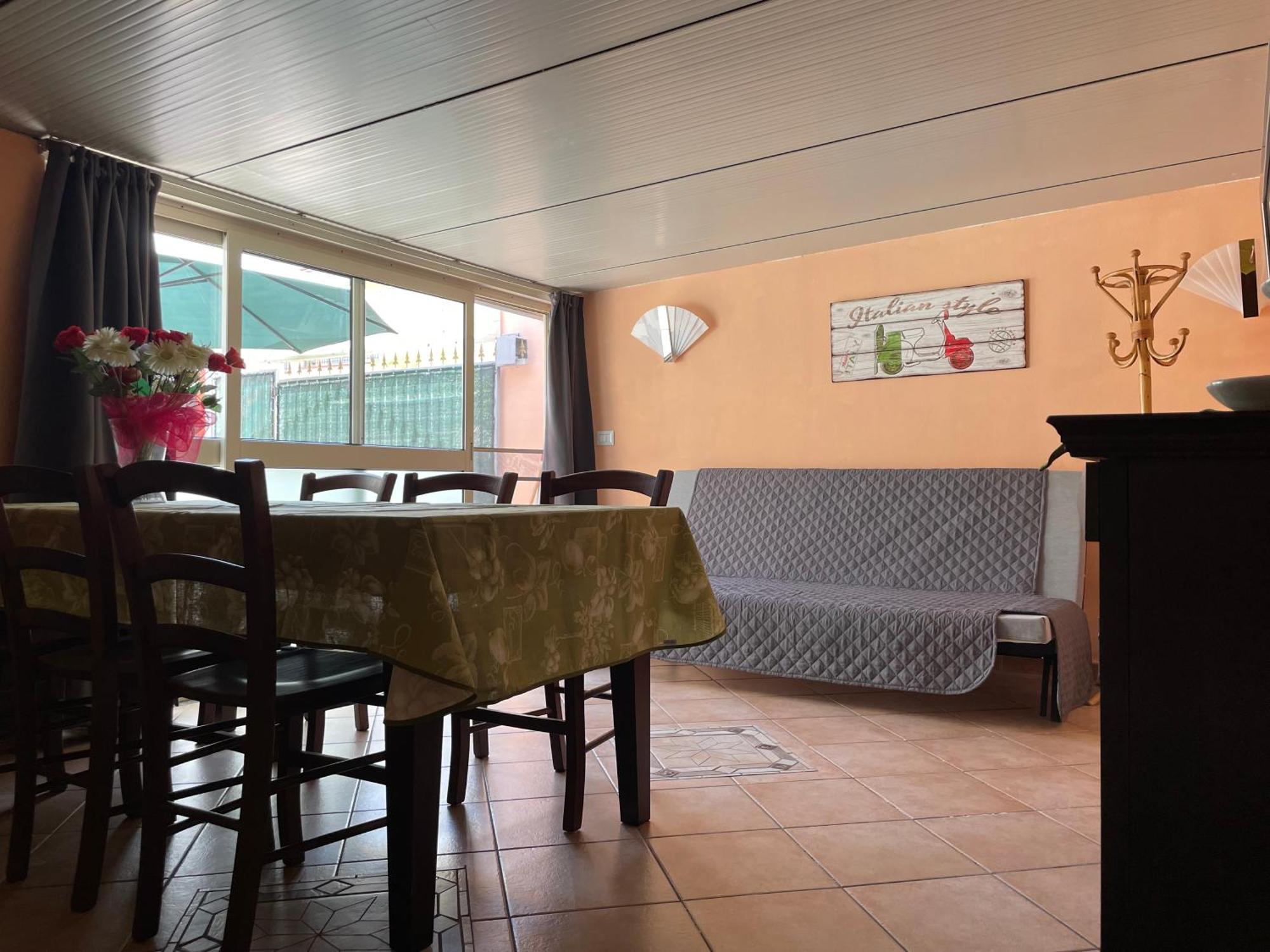 Residence Don Turi فيلافرانكا تيرينا المظهر الخارجي الصورة