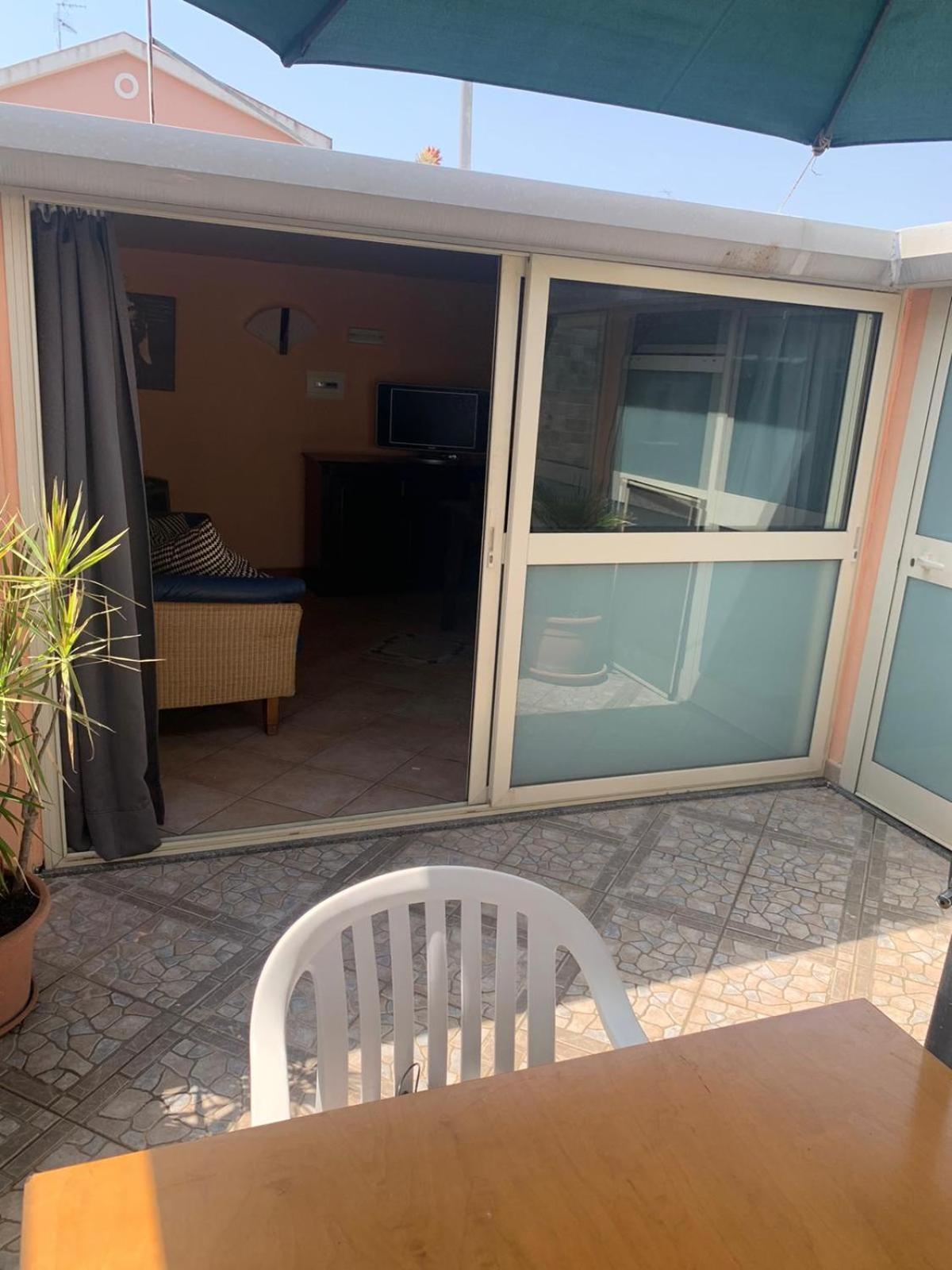 Residence Don Turi فيلافرانكا تيرينا المظهر الخارجي الصورة