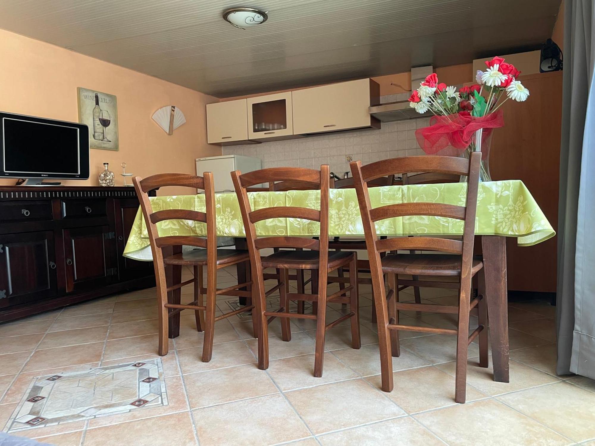 Residence Don Turi فيلافرانكا تيرينا المظهر الخارجي الصورة